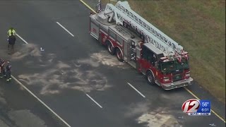 3 dead in wrong-way crash on I-195 in Westport