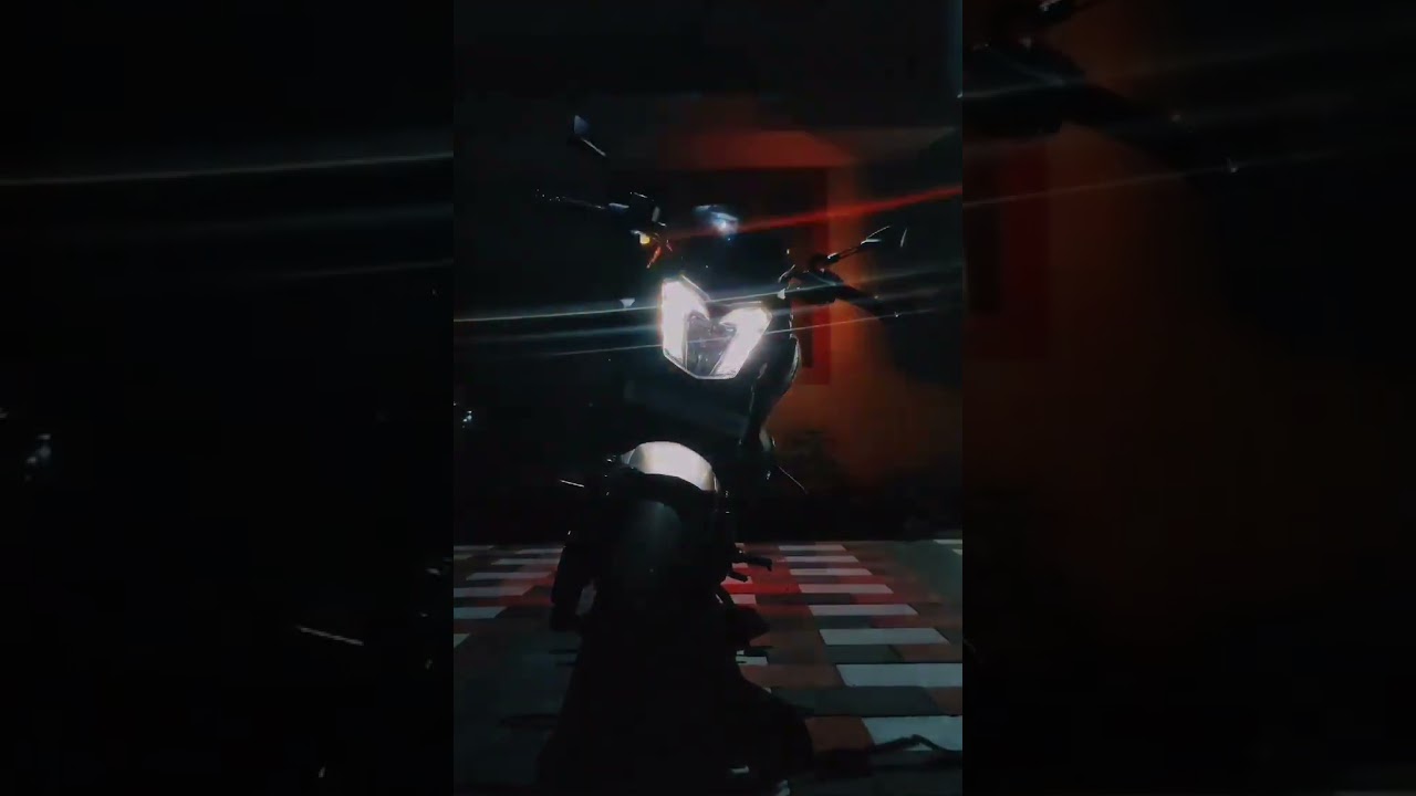 Installed strobe indicators with flasher in dominar 400 