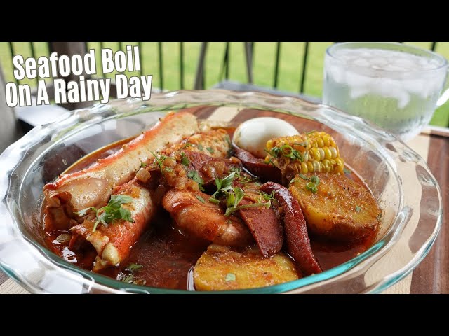 HAVING A SEAFOOD BOIL IN THE RAIN ON MY PATIO