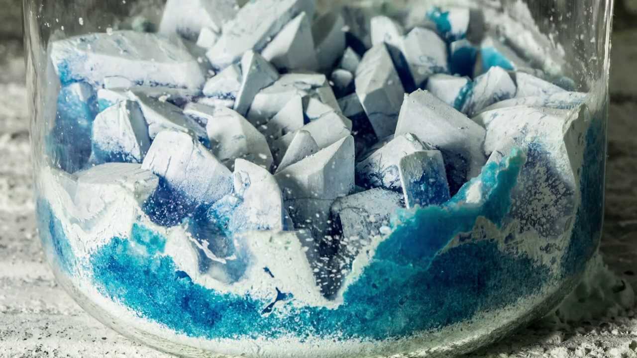 Copper Sulfate (Pentahydrate to Monohydrate and Anhydrous) Time Lapse