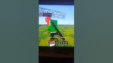 This guy was hacking in a sumo game #minecraft #zeqa #shorts