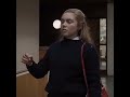 She fainted in school #fainting #unconscious#passout#florencepugh #lydiaandabbie #faintingshorts