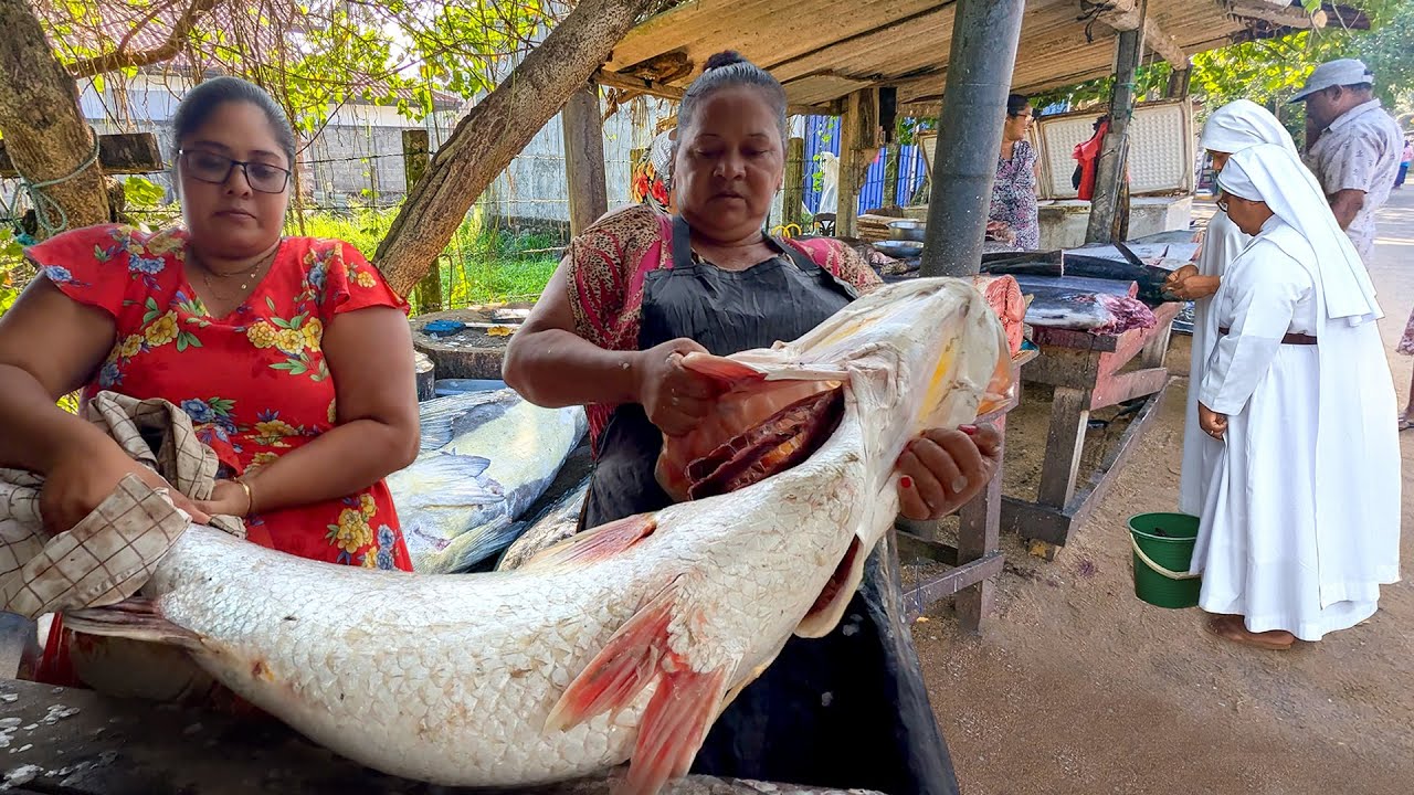 Peaceful Village Life with Expert Huge Fish Cutting at Hidden Market