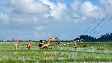 Nỗ lực khôi phục lưới điện sau bão số 13