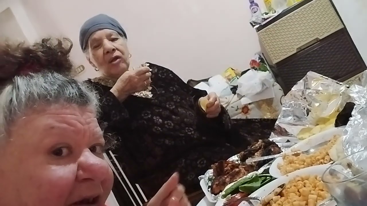 اكله. فراخ مشويه ومكرونه 👍👍🤲🤲🌱🌱🌿🌿🪴🪴🪴