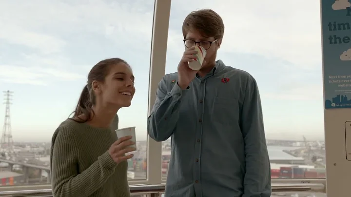 Please Like Me - 0309 - Australian tv show by Josh Thomas. Season 3 Episode 9: "Champagne"