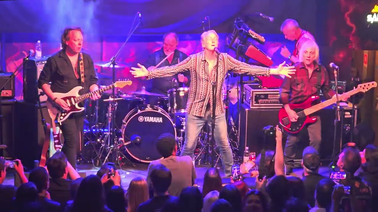 FM - Burning House  / São Paulo 2026