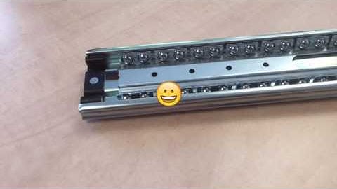 Accuride heavy duty drawer slide 7957 - Disconnect feature