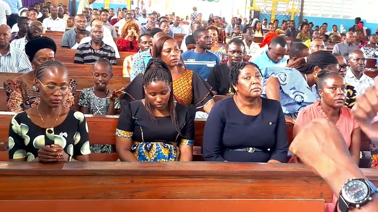 Antifona: Bwana Asema Atakayekunywa Maji [C. Msungu] & Kama Paa [Trad.] #kwayakatoliki