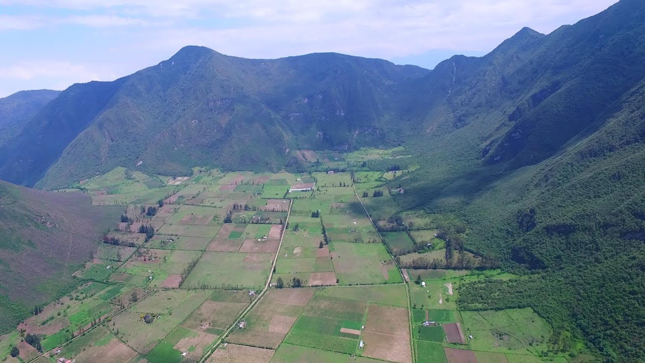 Drone Video Of El Crater Hotel Pululahua Crater Quito Ecuador