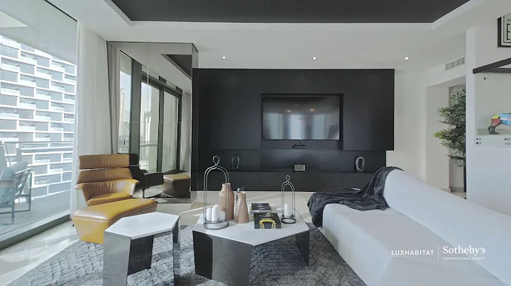 Beautifully Upgraded Triplex Penthouse Apartment in Downtown Dubai