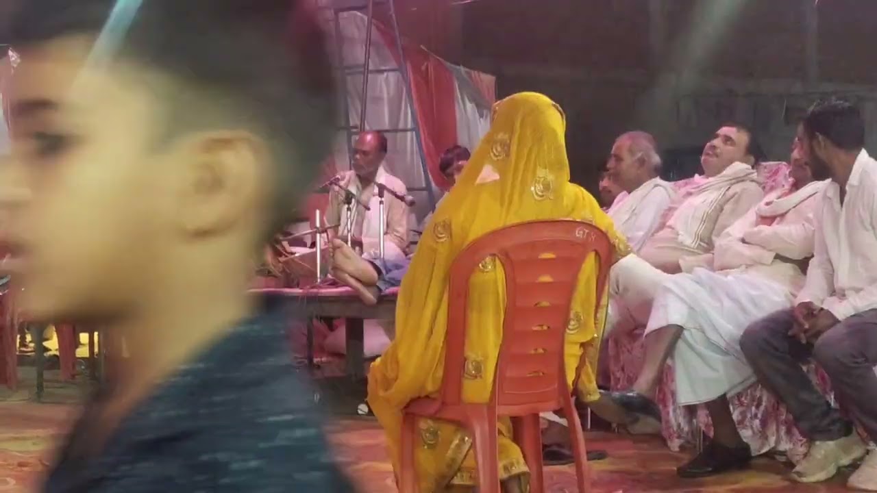 गायक कमलेश बिरहिया ग्राम फतेहपुर सरैया अयोध्या का प्रोग्राम भाग_2