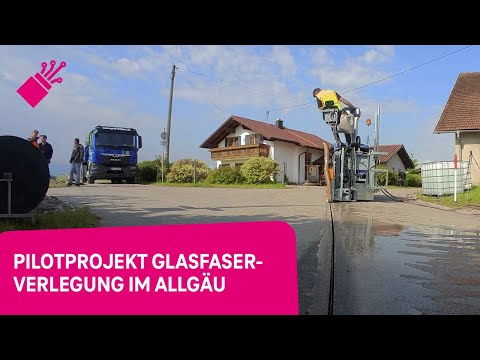 Pilotprojekt: Glasfaser ohne Einblasen (with English subtitles)