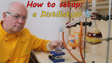 demonstrating how to set up a simple distillation apparatus