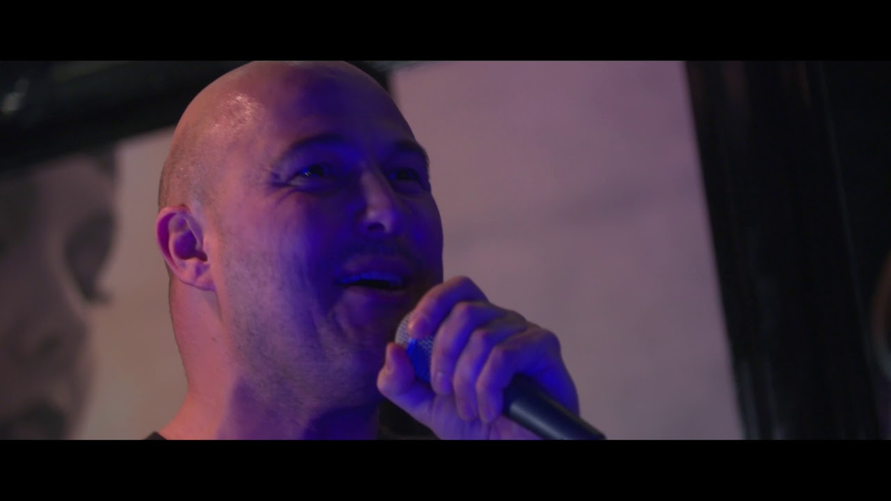 Megaro Piano Bar   HIGH RES