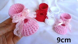 Clarice Baby Shoe - Size 9cm/70 stitches