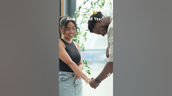 Beautiful proposal 💍 she said YES to her man🥰 #shorts #engagement