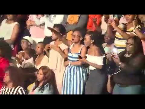 Gospel Goes Classical ft Nduduzo Matse - Ngizolibonga