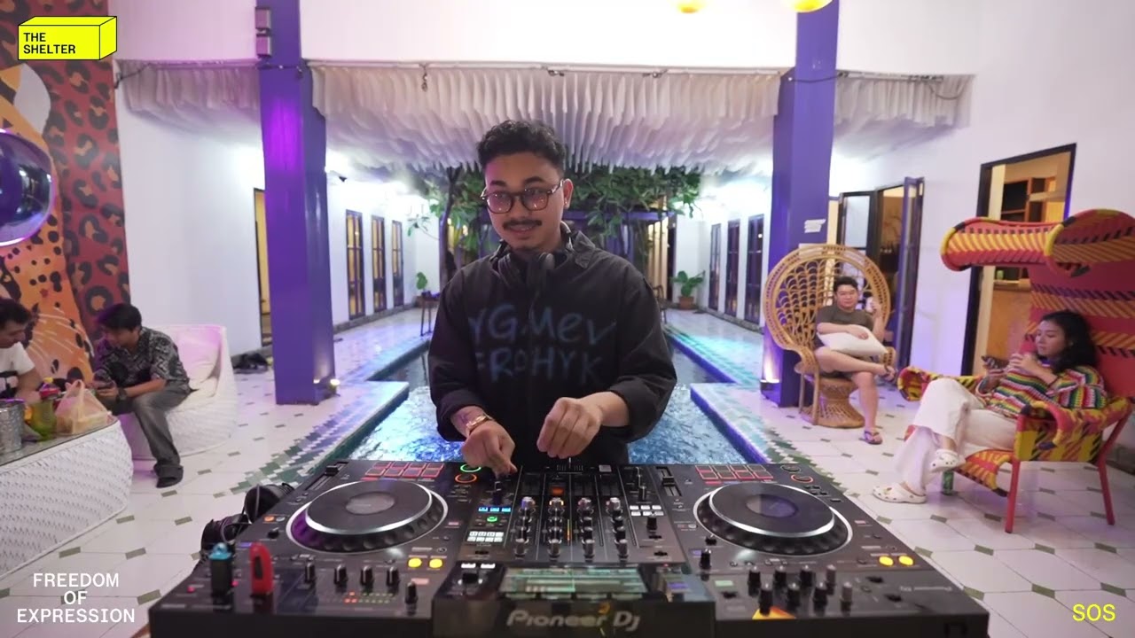 Peak Time / Driving Techno set by SOS - Live at The Shelter Yangon