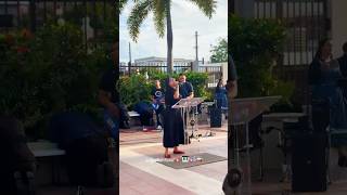 Rompiendo cadenas /plaza pública de Corozal / banda en vivo / #viral #piano #adoración #adoradores