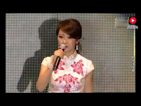 陳佳演唱《幾多愁》，聲線及嗓音非常接近鄧麗君