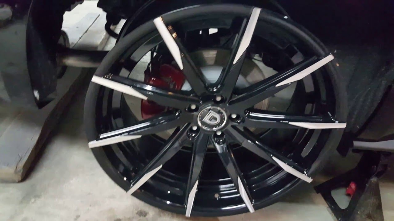 Lexani CSS-15 with the calipers just getting painted