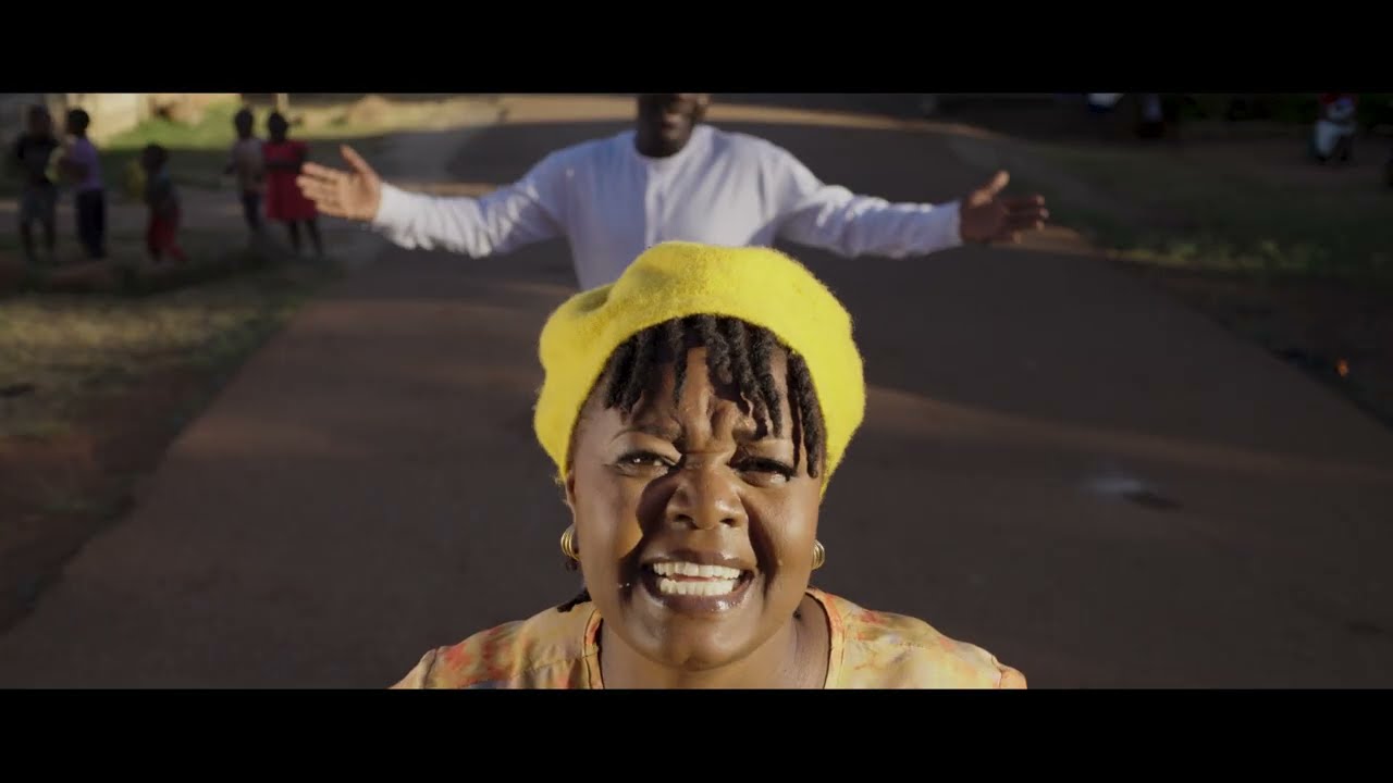 Agartha Murudzwa - Makaguma Riini (Official Video) ft Wayne