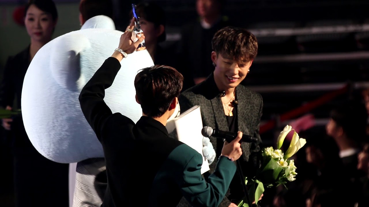 190123 가온차트 크렁크와 바비 한빈 (iKON)