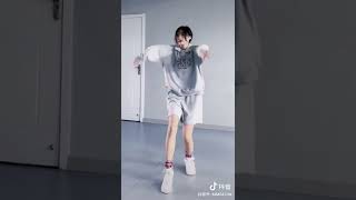 Dance Cover the Girl Who Cant Break Up The Boy Who Cant Leave