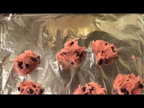 strawberry-chocolate-chip-cookies