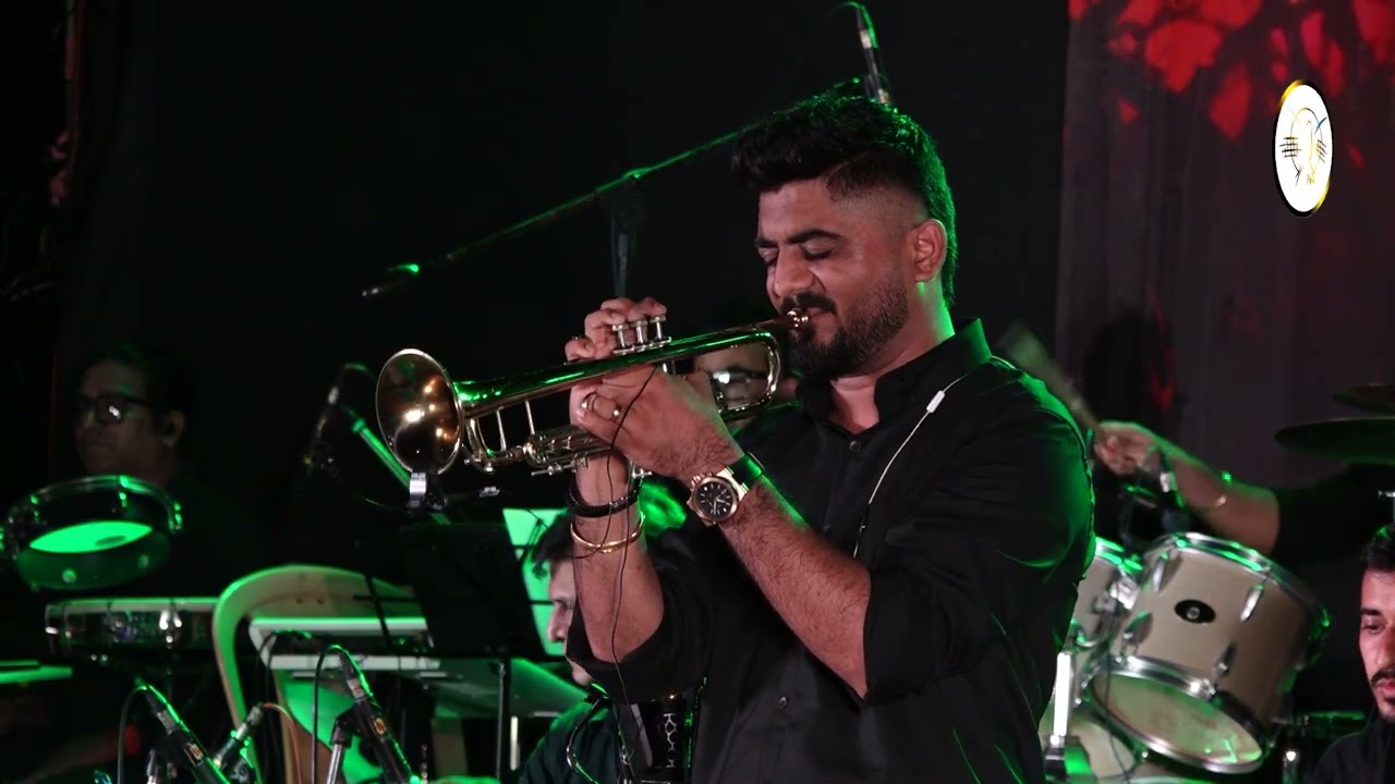 Mana Ho Tum Behad  | माना हो तुम बेहद | Walter Dias