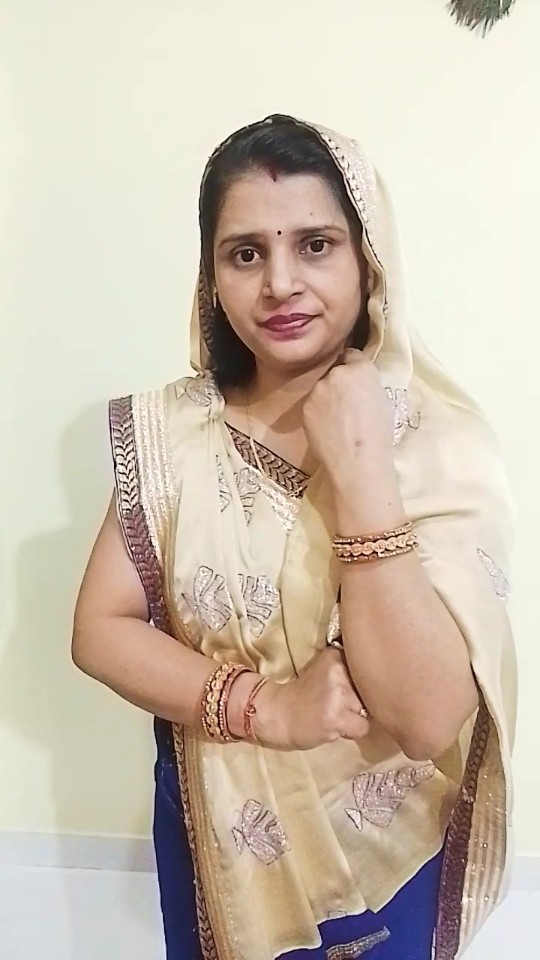 मेरे और सासुमां के विचार #comedyshorts #husbandwifecomedy #funny #sasbahucomedy