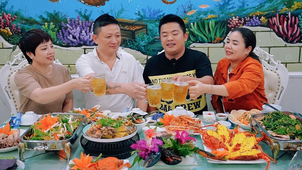 THƯỞNG THỨC NHÀ HÀNG HẢI SẢN NGON NHẤT Ở NGHỆ AN | TUYÊN XINH GÁI