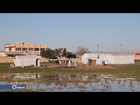 مخيم عشوائي على أطراف مدينة عامودا لنازحي الرقة ودير الزور سوريا