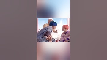 i think they know what sign that vmin does 🫠 #vmin  #btsvminmoments #vminsoulmates