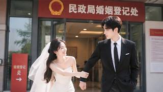 她修行十年歸來，卻等來未婚夫出軌的背叛，在民政局門口隨手拉了個男人領證，她把他當普通司機，他把她寵成唯一，所有人等她後悔，卻不知她早已嫁入豪門
