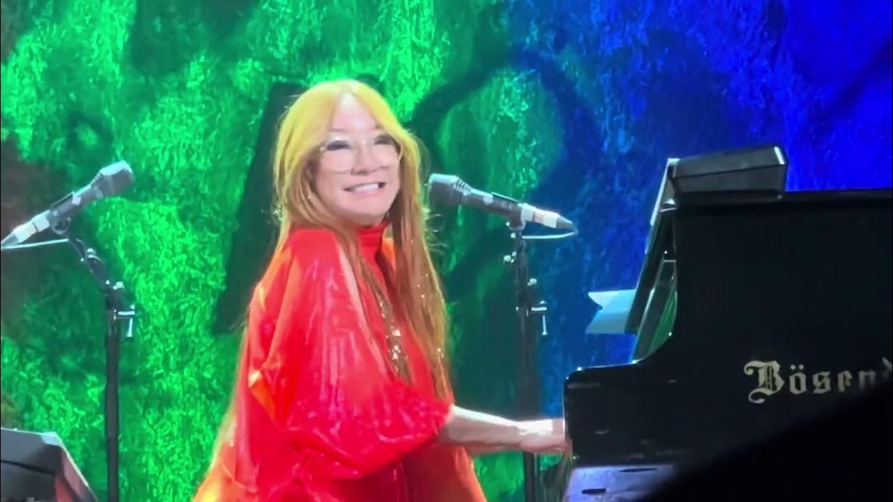 Tori Amos Garlands Albuquerque 7/18/2023 YouTube