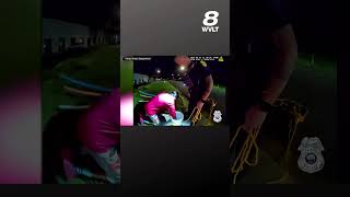 Officer use cheese to save dog