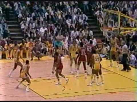 1982 NBA Finals - Philadelphia 76ers vs Los Angeles Lakers - Game