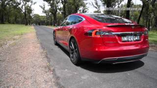 ... head over to
http://performancedrive.com.au/2015-tesla-model-s-p90d-review-video-1810/
for the full revie...