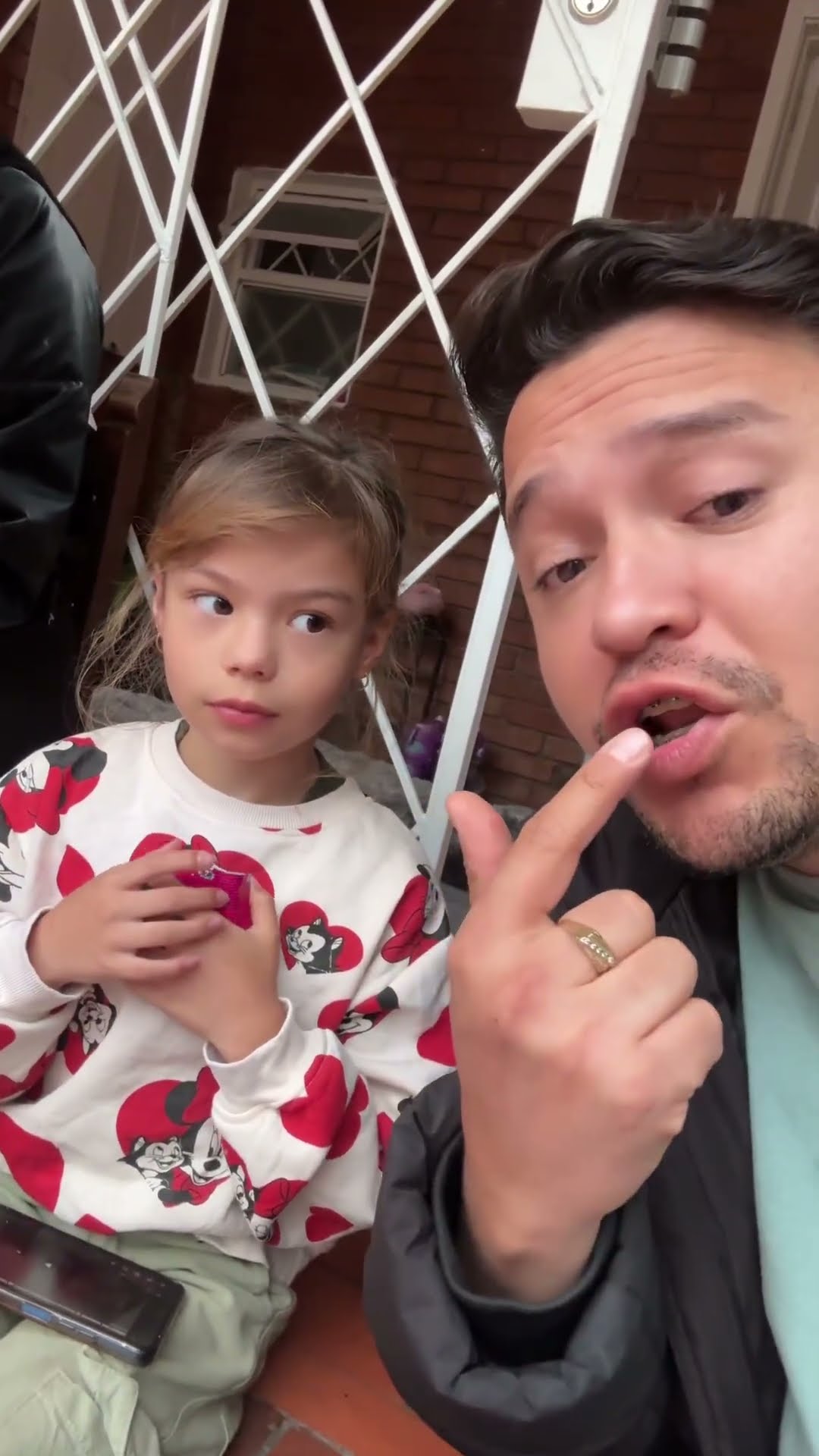 Kendall que está comiendo #humor #cosasdefamilia #comedia #cosasdepadres #comedy #cosasdemamas #shor