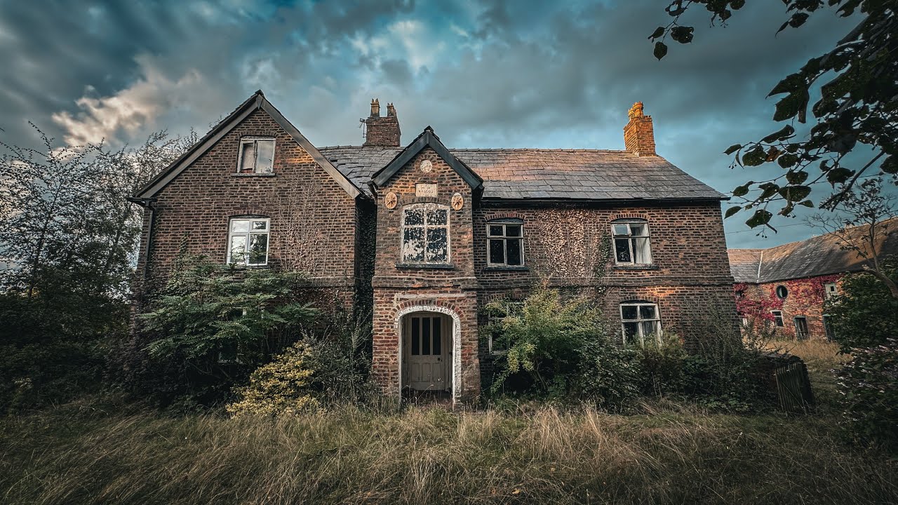 BEST PARANORMAL EVIDENCE ON THE HAUNTED ABANDONED HOUSE YouTube