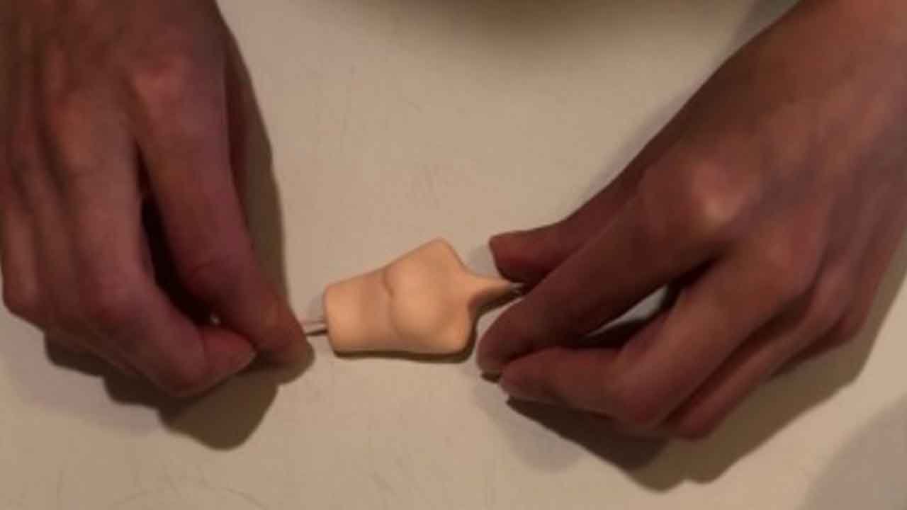 Kako napraviti trup od gumpaste - fondana / modelovanje figure od fondana / How to make fondant bust