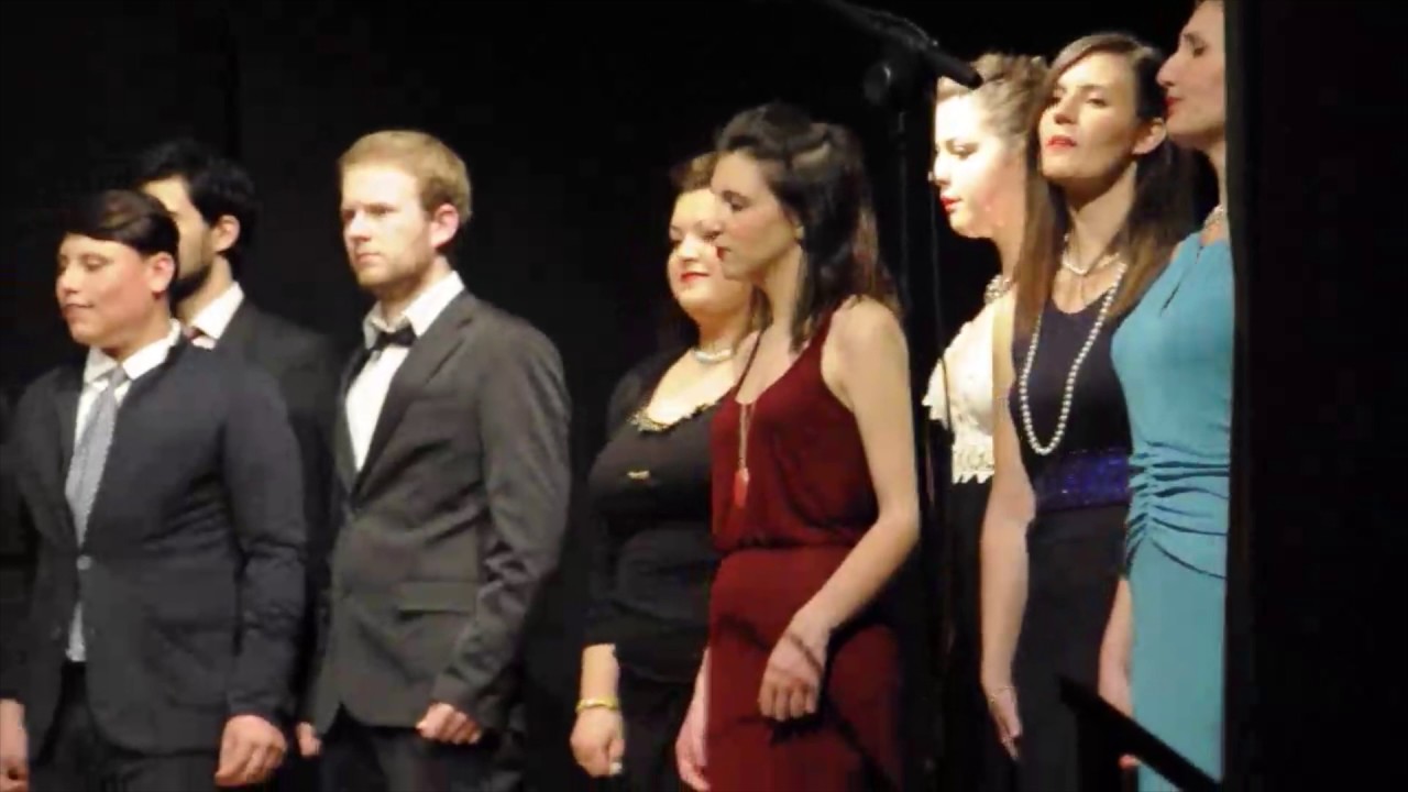 [1/11] Fizzy Black - "Downtown/Make Your Kind of Music" ("Soul Fizzy" live)