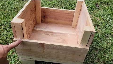 Guinea Nesting Box Building