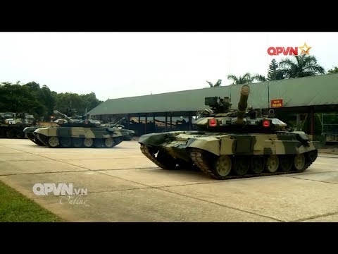 Video BINH CHỦNG TĂNG THIẾT GIÁP LÀM CHỦ CÁC LOẠI XE TĂNG... - YouTube