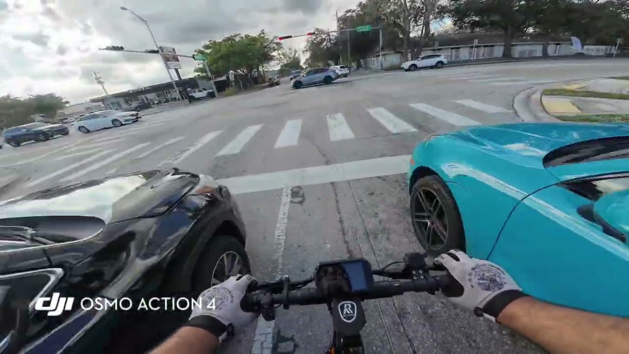 🚀 4K Riding the Reywmer Kullter Max Electric scooter in traffic & some insane sidewalk shredding 🤯