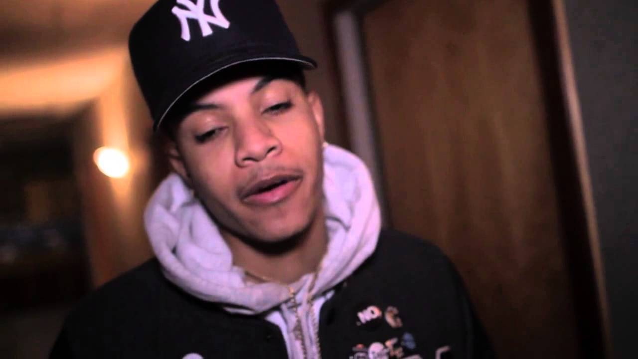 Music producer Izze The Producer Shares His 3 Little Digs.