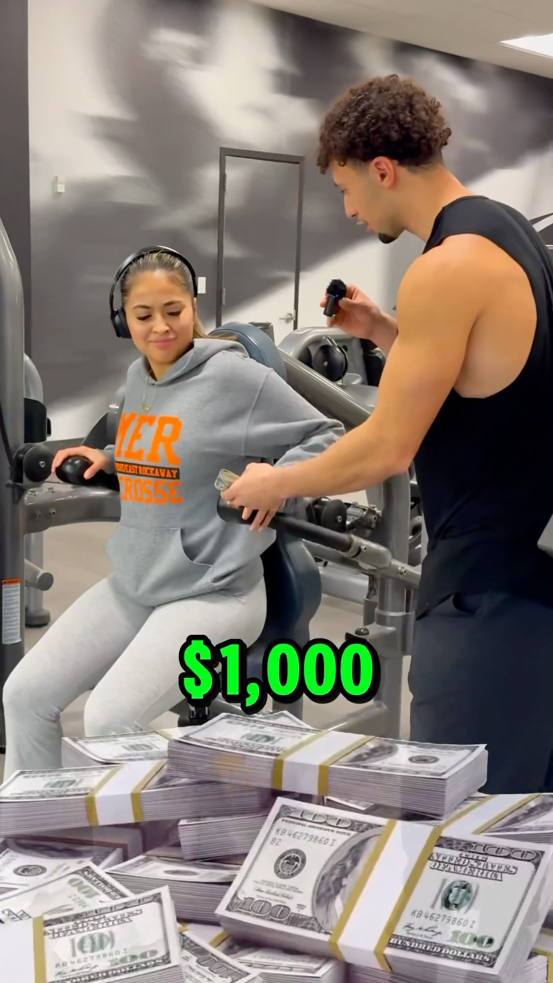 Can this little girl beat me for $1,000??⁉️ #love #rizz
