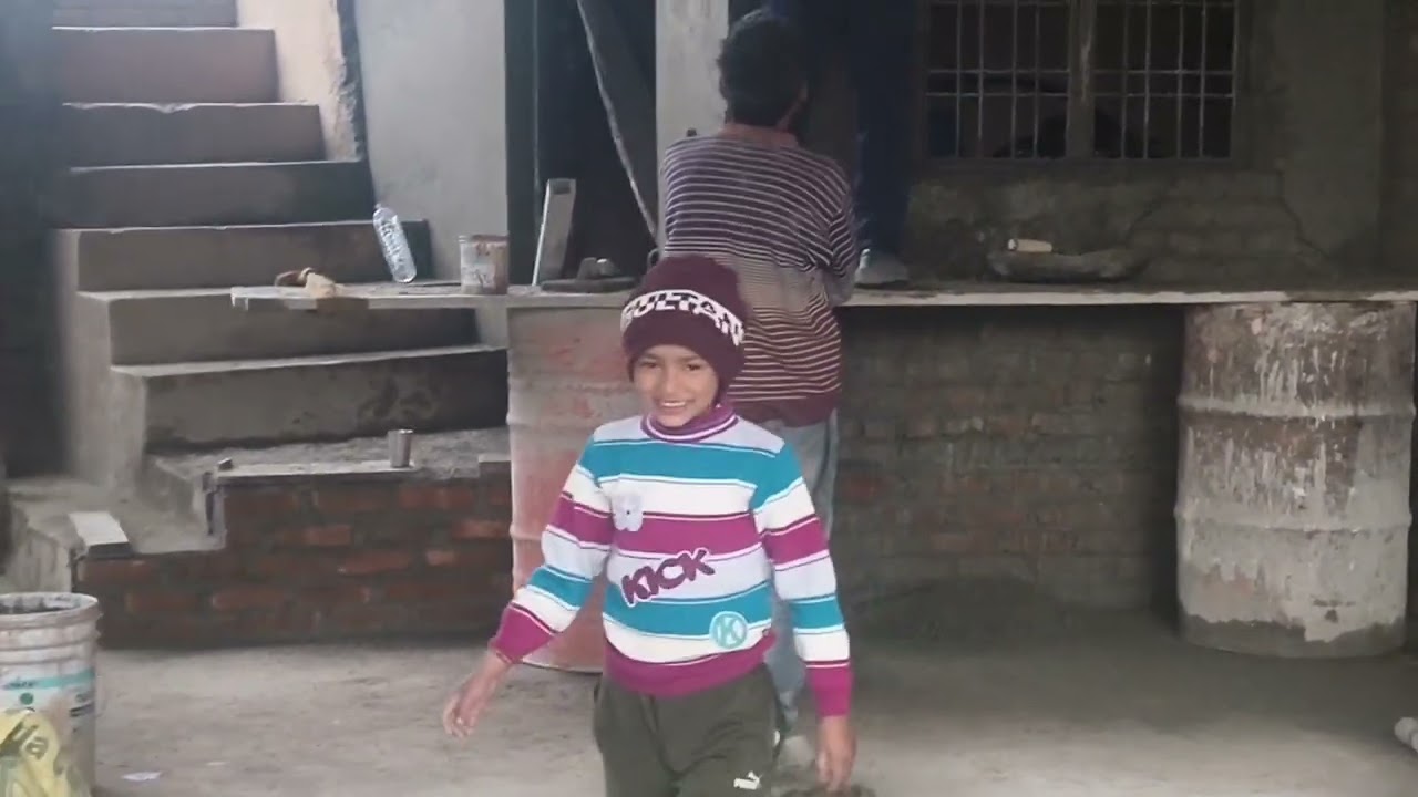 आज माता रानी के दरबार में पिकअप में लोड होकर गया समान